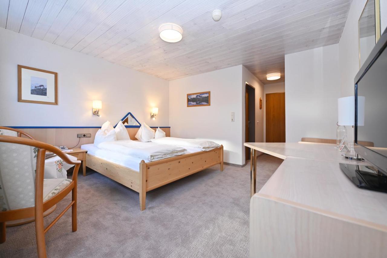 Gasthaus & Pension Alphorn Lech am Arlberg Dış mekan fotoğraf