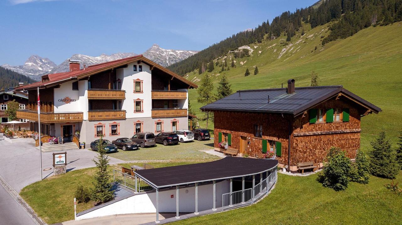Gasthaus & Pension Alphorn Lech am Arlberg Dış mekan fotoğraf